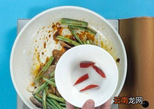 豆角炒肉怎么炒好吃，豆角炒肉片怎么炒嫩又好吃