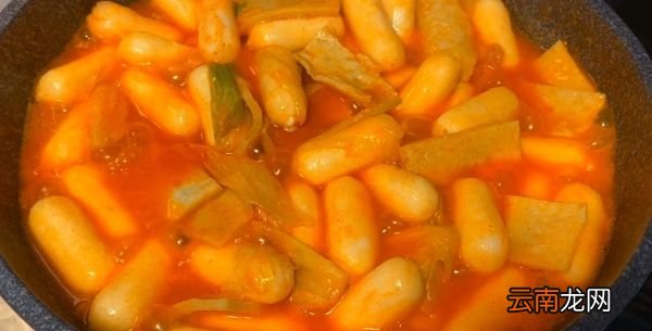 芝士年糕怎么炒，肉末芝士炒年糕怎么做好吃