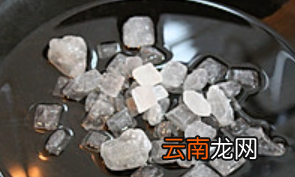 怎么做炒排骨，排骨怎么做好吃排骨的做法大全,大廚教你做家常排骨!