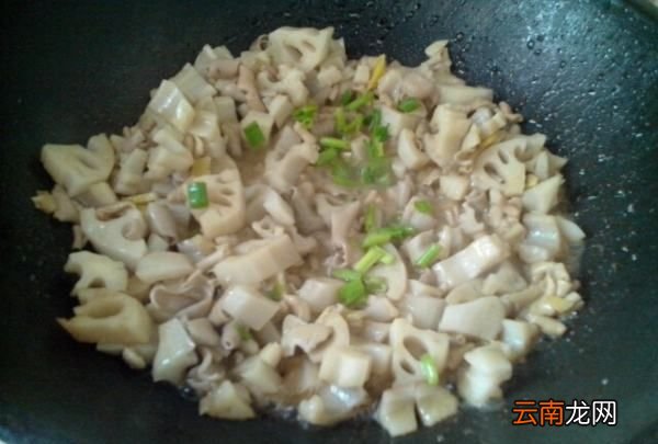 怎么炒鴨腸，藕丁炒鴨腸怎么做好吃又簡單