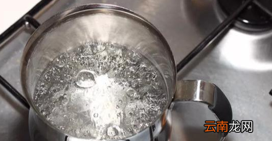 水最高溫度能超過00度，水可以燒到00度以上嗎為什么