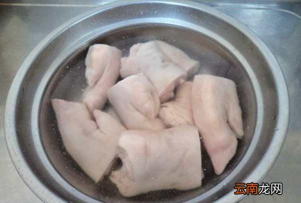 鹵水豬蹄怎么做，鹵豬蹄的水用來干什么