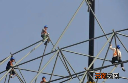高空作業(yè)有幾種安全帶，高空三點(diǎn)式和五點(diǎn)式安全帶有什么區(qū)別呢