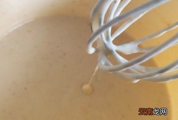 路邊攤雞蛋漢堡的做法，在路邊攤品嘗雞蛋漢堡