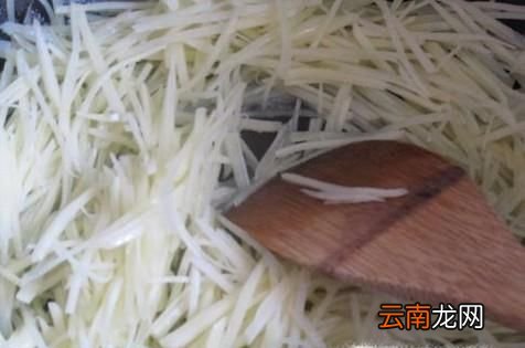 怎么炒土豆絲不粘鍋？
