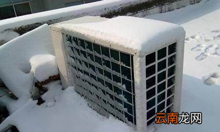 冬天空調(diào)外機冒熱氣正常，空調(diào)室外機響聲大是怎么回事