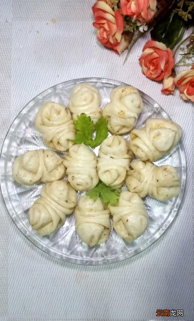 怎樣做家常版五香花卷？