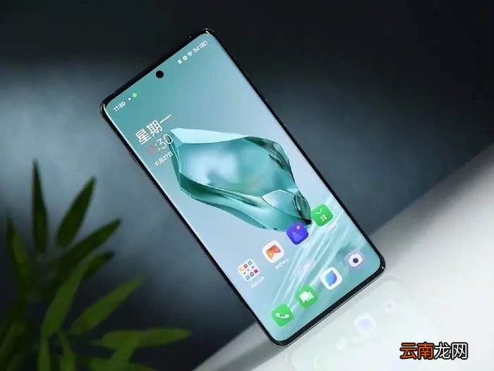 24GB+1TB新機(jī)售價(jià)破發(fā)，120倍變焦+驍龍8Gen3，如今無(wú)奈變相降價(jià)